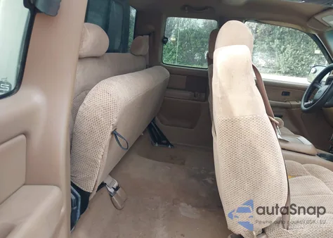 1999 Chevrolet Silverado 1500 Ls из США, поврежденный, VIN 2GCEK19T7X1173788